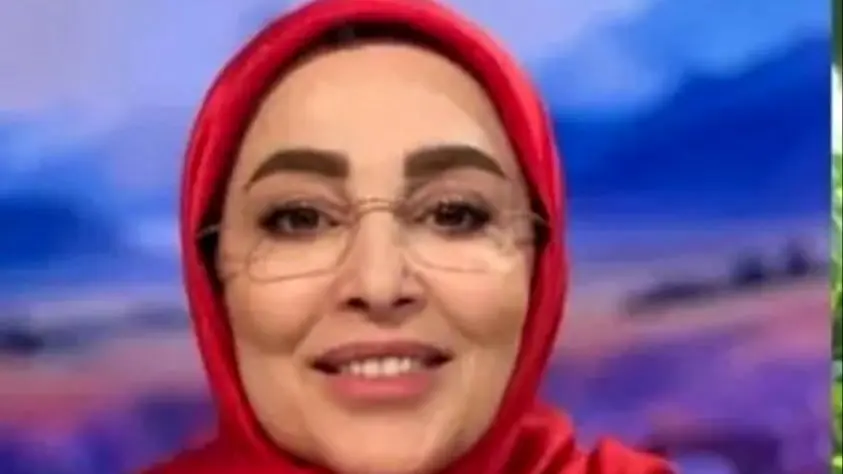 ژیلا صادقی: من صددرصد عاشق حکومتم ... عاشق بیان و علم رهبرم ....