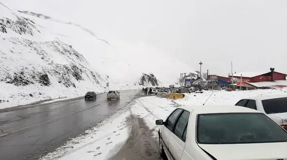 ممنوعیت تردد در جاده چالوس و هراز / مسافران بخوانند