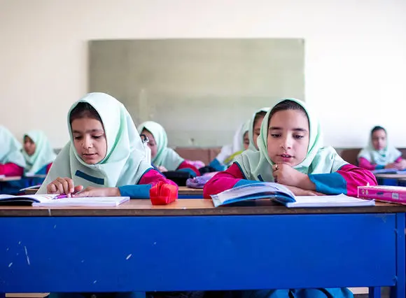 بیشتر از ۳۰۰ مدرسه با یک دانش آموز داریم/  بیش از ۳۰ هزار دانش‌آموز واجب‌التعلیم خارج از کشورند + فیلم