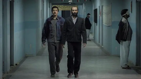چرا با فیلم ماجرای نیمروز مخالفت شد؟