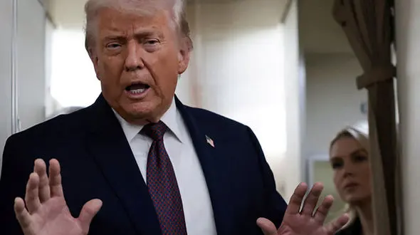 ترامپ با تمجید از انگلیس، از سخنانش درباره ناتو عقب‌نشینی کرد