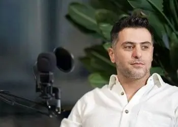 استوری جذاب علی ضیا برای عشق زندگی اش  که هرگز رونمایی نشد/ ای آن که دوست دارمت اما.../جای تو در سینه ام درد می کند.../ 