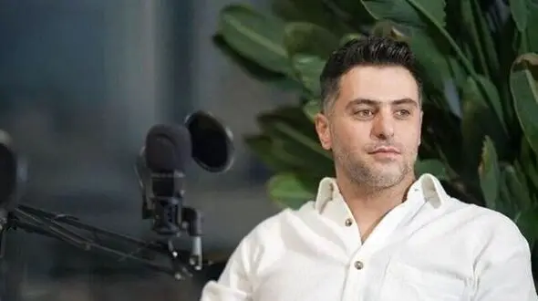 استوری جذاب علی ضیا برای عشق زندگی اش  که هرگز رونمایی نشد/ ای آن که دوست دارمت /جای تو در سینه ام درد می کند