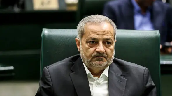 حضور وزیر آموزش و پرورش در مراسم تشییع برادر شهیدش+ فیلم