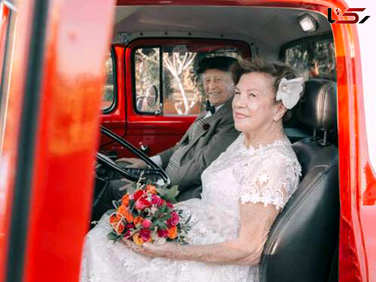 گرفتن تنها عکس عروسی پس از 60 سال زندگی + عکس