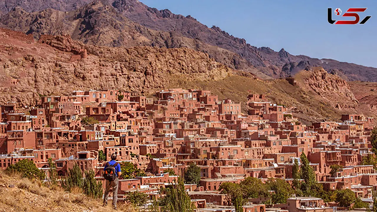 عجیب ترین ویژگی روستای ابیانه چیست؟ + عکس و فیلم