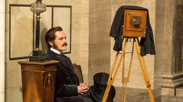 شرلوک هلمز این بار در نقش ادیسون +عکس