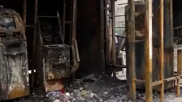 در روزهای اخیر ۱۰۰ آتش نشان مجروح شدند 