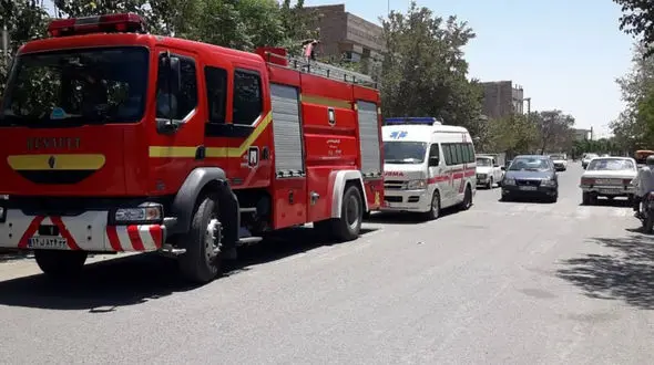 آژیر خودروی آتش نشانی شهرکرد روشن شد