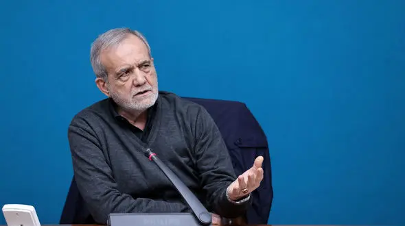 تاکیدپزشکیان بر تسریع در اجرای قرارداد توسعه میدان نفتی آزادگان