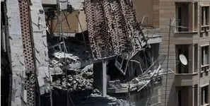 چهل روز جنگ و تهران با زخمی به پهنای ۳۹ هزار خانه زخمی/ ۹۸۴ خانه در پایتخت «ویران کامل» شدند + جدول