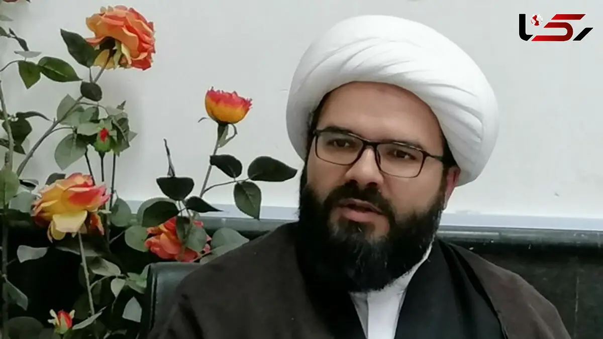 ۴۰ نفر از جوانان معترض مرا با مشت و لگد زدند! / بعضی از این رفتار حق ماست و باید سیلی بخوریم