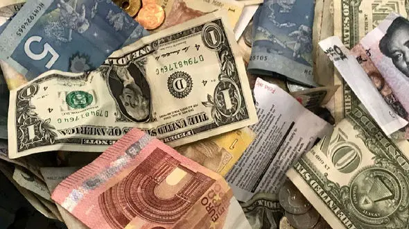 قیمت دلار و دیگر ارزها امروز چهارشنبه 21 آبان 1404