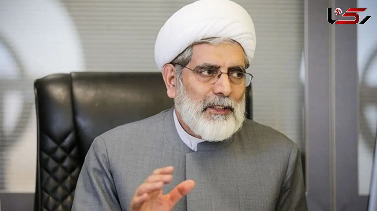 در دوره احمدی نژاد دولت نظامی مملکت را بهم ریخت