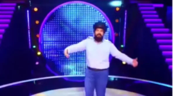 فیلم آوازباشکوه در صداتو با آهنگ حمید هیراد / نیمه جانم چه حالی دارم امشب روح و روانم !