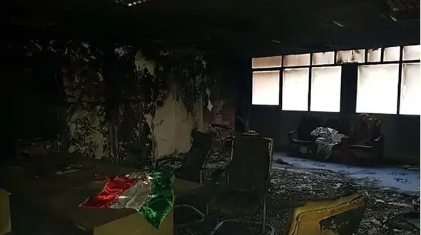 اولین فیلم از آتش‌زدن دفتر بسیج دانشجویی دانشگاه شریف !