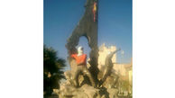 مجسمه‌‌ میدان فلسطین توسط افراد خودسر رنگ آمیزی شد / حریم مجسمه متعلق به هنرمند سازنده است