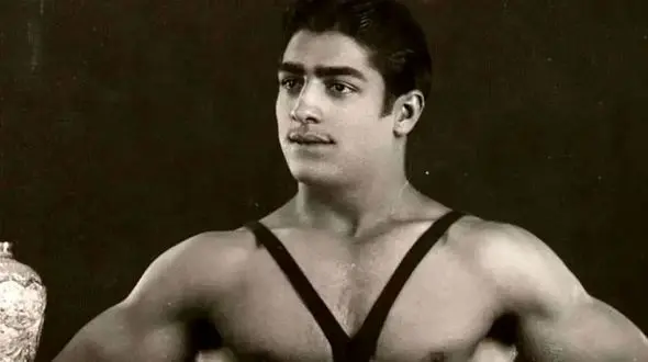 فردین و فرامرز قریبیان؛ چای آتشی و یک قاب نوستالژیک