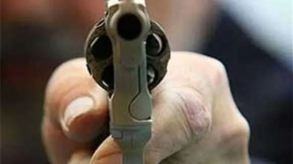  تیراندازی وحشت آفرین در خرم آباد ! / مرد هفت تیر کش کیست ؟!