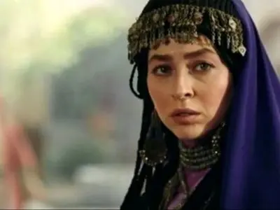 تصویر روز | تغییر استایل باورکردنی از پریا مردانیان “دختر داروغه سریال مهیار عیار