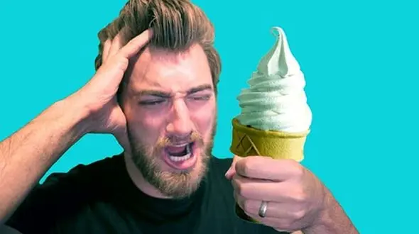 دلیل دندان درد با بستنی چیست؟