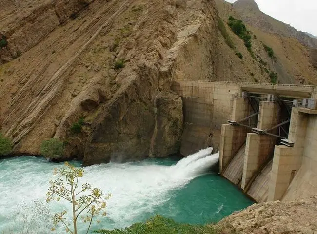 ۵۳ درصد سدهای ایران هنوز خالی است / هشدار درباره وضعیت بحرانی لار و ماملو