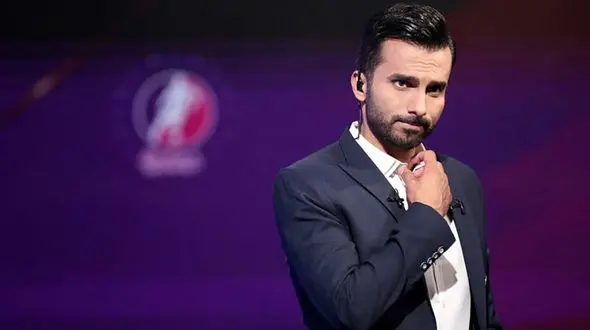 طعنه سنگین مجری فوتبال برتر به یک مدیر فوتبالی + فیلم