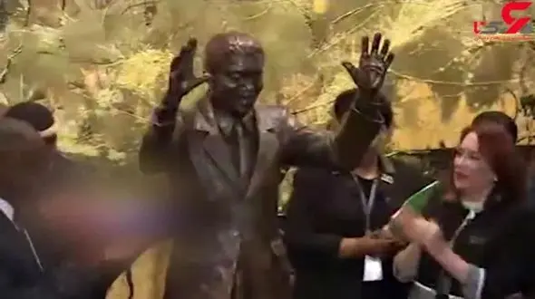 رونمایی از تندیس نلسون ماندلا در سازمان ملل + فیلم