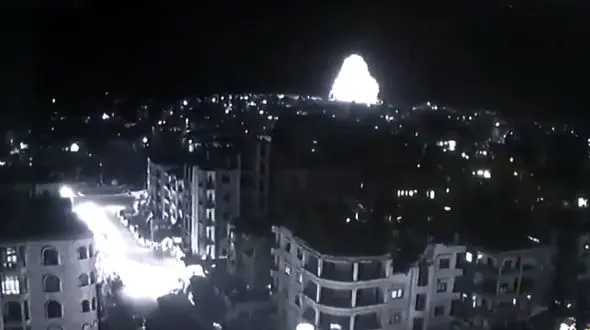 انفجاری مهیب شهر ادلب سوریه را لرزاند + فیلم