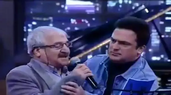 فیلم آواز شاد پیرمرد  پرعشوه با ترانه  با انگشت همه نشون میدن منو ! / حامد آهنگی از خنده کبود شد !