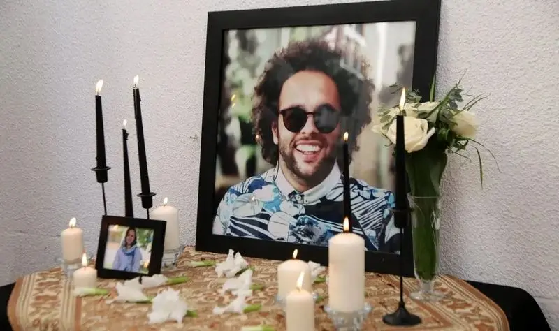 یادبود جواد گنجی