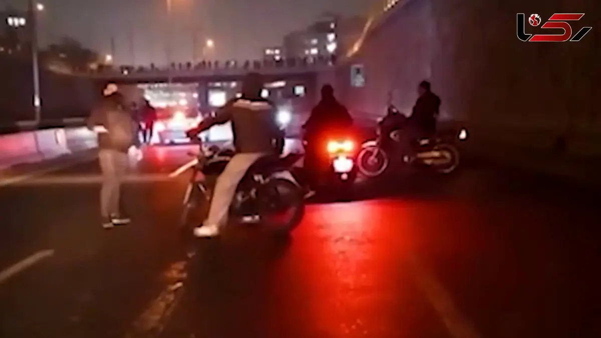 فیلم لحظه حمله آشوبگران به مردم در بزرگراه امام علی (ع) 