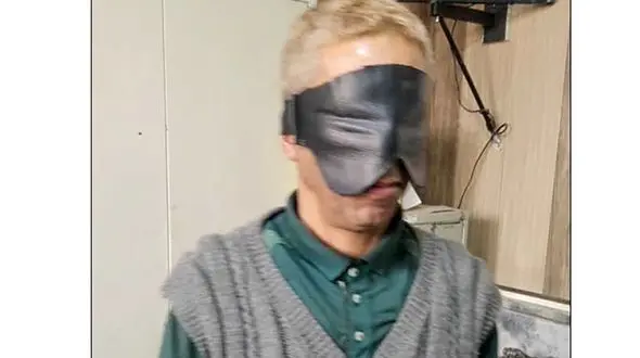 وحشت آفرینی گروگان گیر مسلح دختر جوان مشهدی در خیابان + عکس و جزئیات 