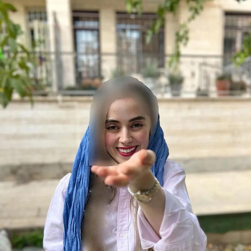 نیلوفر رجایی‌فر