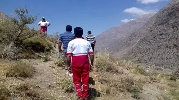 پسر 26 ساله طبسی کجاست ؟ / او دیروز گمشده !