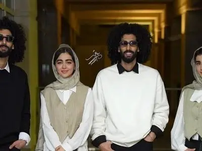 فیلم /  سارا و نیکا : ما کراش رحمان و رحیم  هستیم .../ اصلا کی گفته ..../ ما شوخی نکردیم ... / سونیا و ثنا چه دلبری می کنن ...