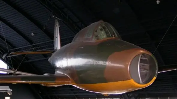 پهپاد جدید چین: انقلاب در تبدیل کشتی‌های جنگی به ناوهای هواپیمابر