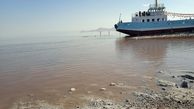 زنگ خطر دریاچه ارومیه به صدا در آمد/ آقای سلاجقه وضعیت دریاچه ارومیه مناسب نبود اما شما گفتید مناسب است! + فیلم