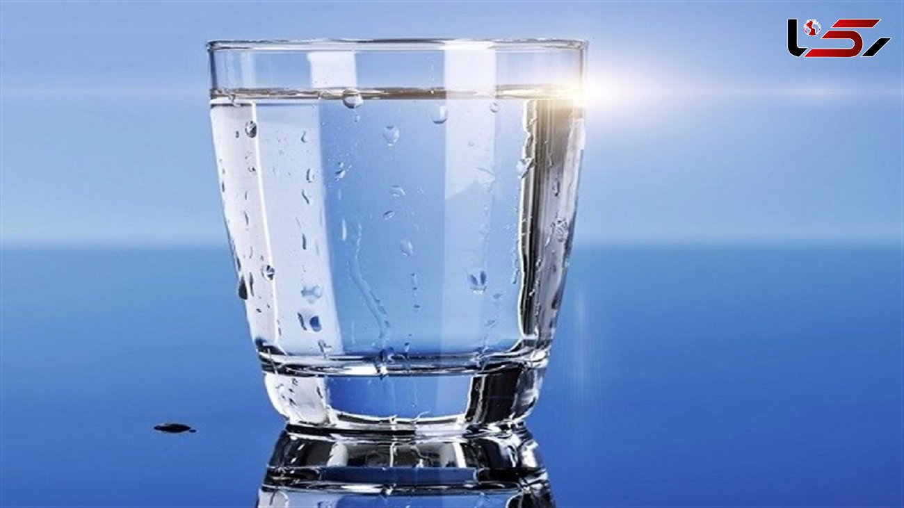 نوشیدن آب باعث کاهش ریسک ابتلا به کرونا می‌شود؟