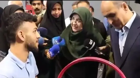 مهاجرانی:توسعه صنعت حمل‌ونقل سبک با محوریت تولید داخلی