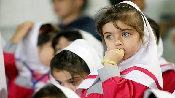 دانش آموزان هفته ای دو ساعت هم آموزش رفتار شهروندی و اجتماعی نمی بینند