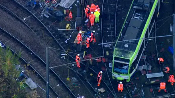 ترمز دیرهنگام  راننده قطار فاجعه آفرید +فیلم و تصاویر