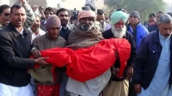 18مرد دختر نوجوان هندی را تا لحظه مرگ آزار شیطانی دادند + عکس