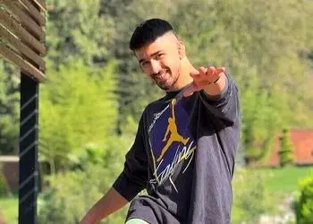 امیرمحمدیزدانی: یاد بگیریم اون چیزی که هستیم باشیم نه اون چیزی که بقیه میخوان...