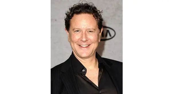 دستگیری بازیگر مشهور در فرودگاه+عکس