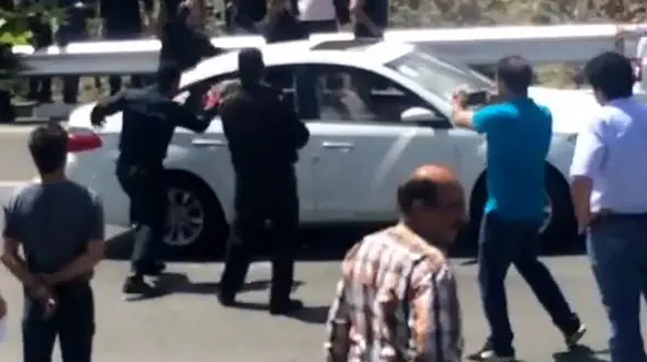 دزد فراری با قمه اتوبان را بست + فیلم ، عکس و صوت