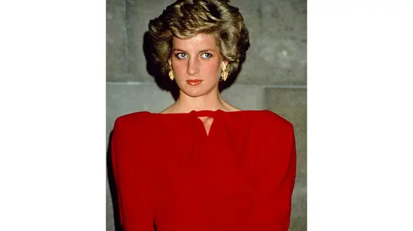 خوش‌ استایل‌ترین‌ و خوش تیپ ترین زن قرن کیست؟ +تصاویر