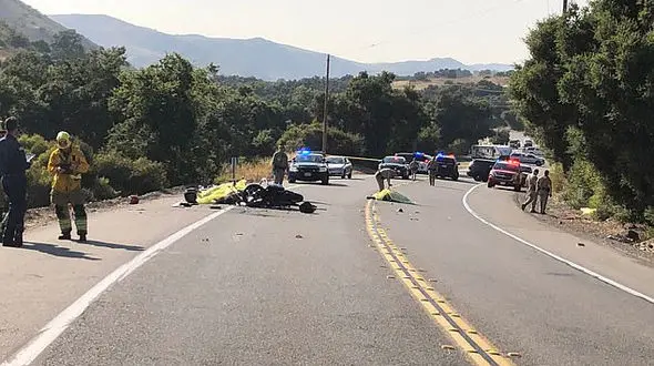 تصادف مرگبار در اتوبان/ 4 زن و مرد در دم جان باختند+عکس