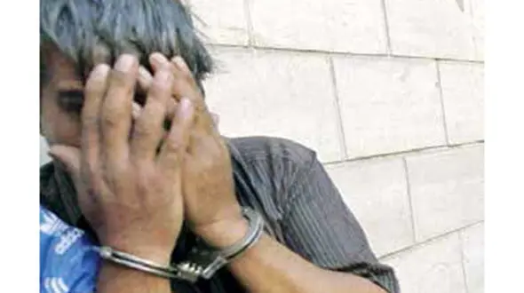 دزد زورگیر نمی‌تواند فک خود را به شاکی اهدا کند