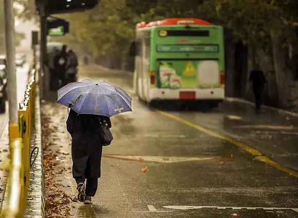 وضعیت هوای تهران امروز چهارشنبه 26 آذر ۱۴۰۴ + جدول پیش بینی ساعت‌ به‌ ساعت  تهران